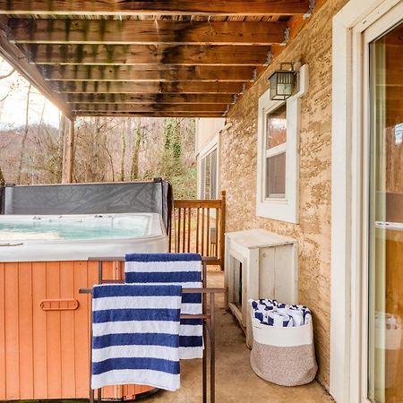 Chestnut By Avantstay Mountain Cabin W Treetop Views Hot Tub Game Room Gatlinburg Exterior photo